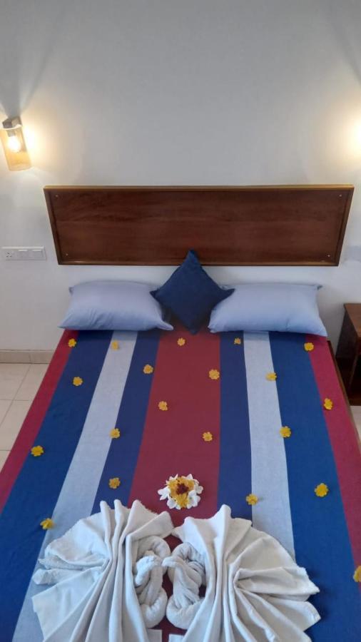 Subhas Apartment Unawatuna