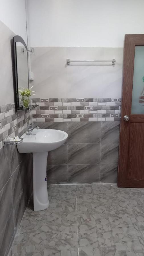 Subhas Apartment
